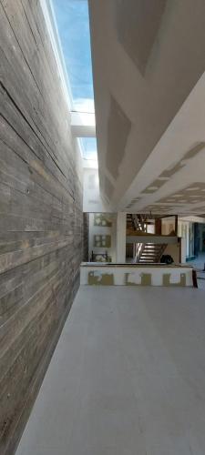 Vivienda unifamiliar aislada y piscina en Paracuellos del Jarama (Madrid)